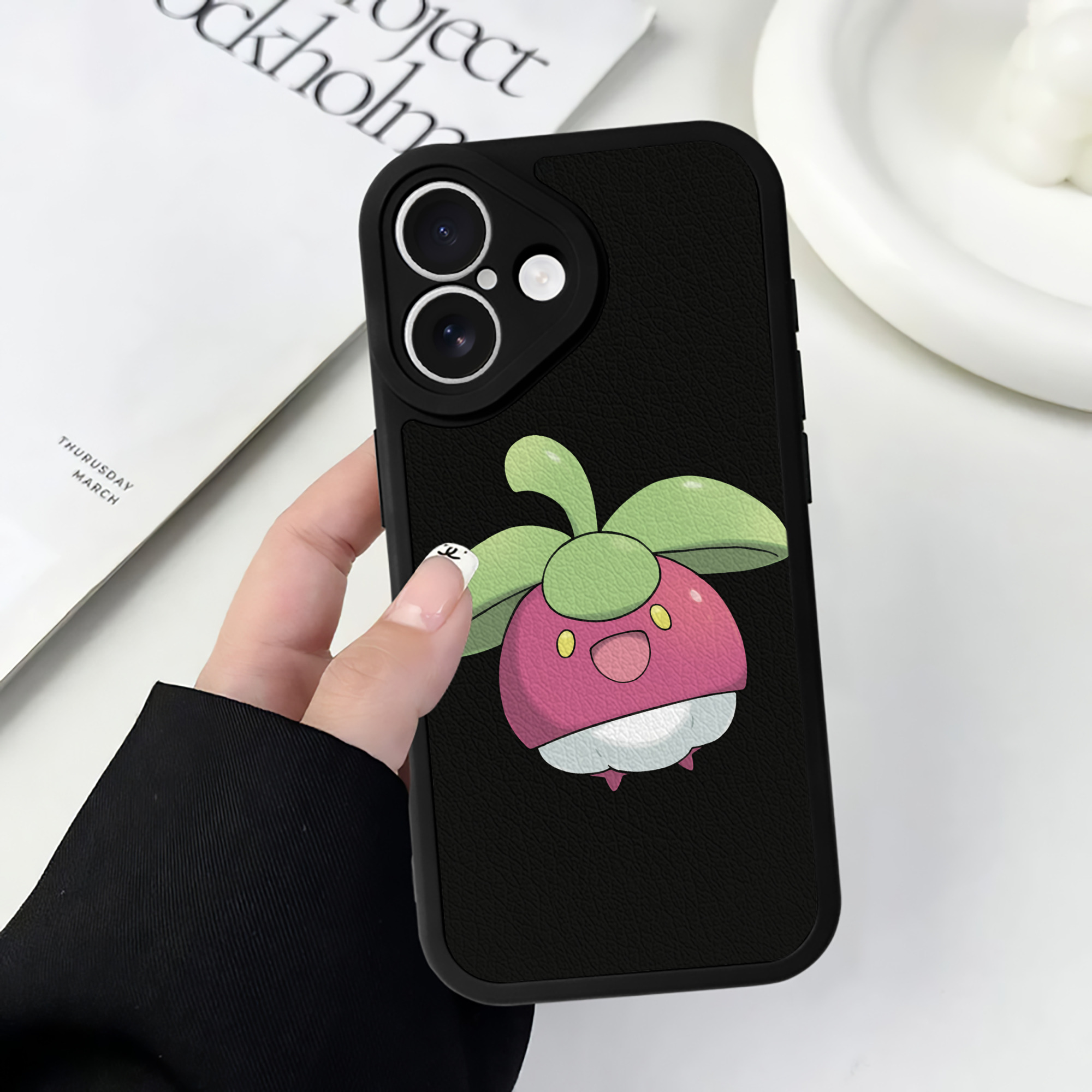 （画像用） ポケットモンスター Pokémon 【iPhone 16シリーズ対応】シリコンスマホケース（レザー調） 材質：シリコン